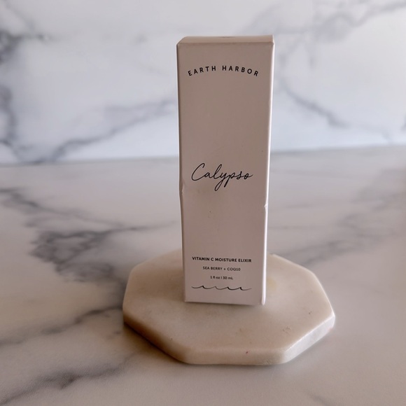 Earth Harbor Calypso Vitamin C Moisture Elixir - Picture 5 of 5
